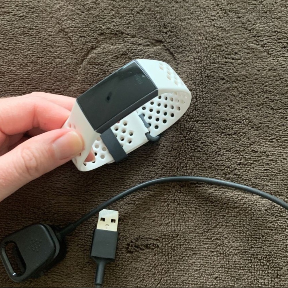Fitbit Charge 3 with White Band (Small Size)